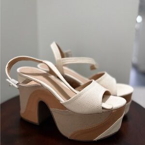 SCHUTZ Cream and Tan Platform Heels